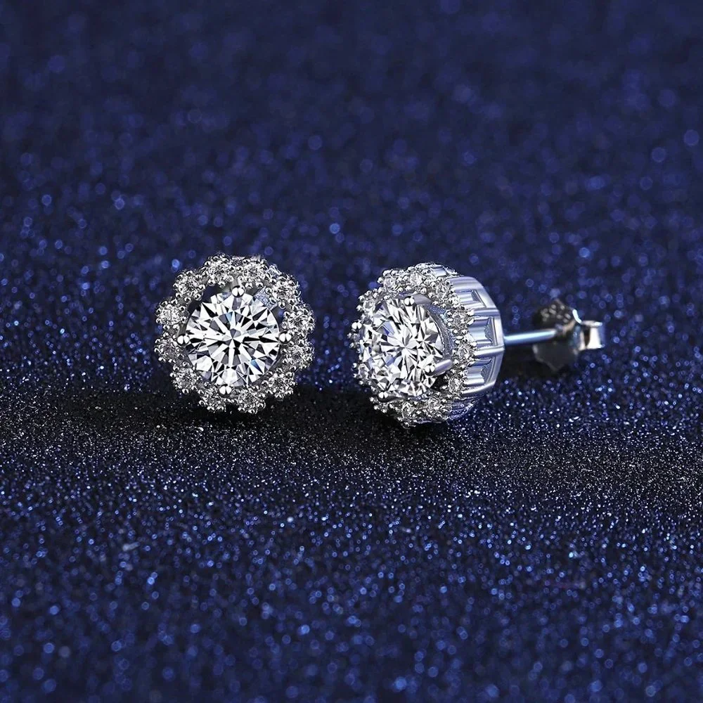 1ct. t.w. Diamond Stud Earrings - Picture 4 of 14